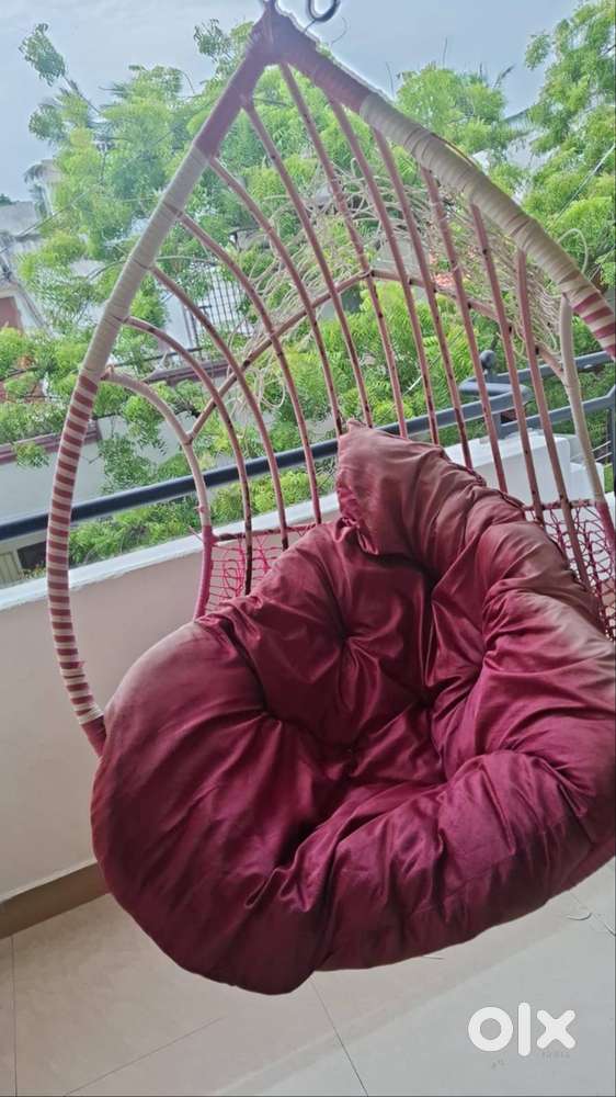 SWING... with the cushion