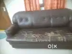 Im selling sofa 3 seater 3+1+1.