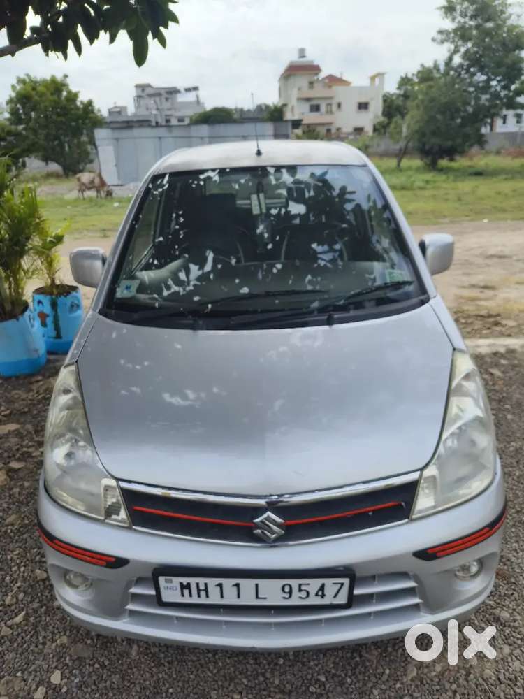 जैन इस्ट्रो गाडी
