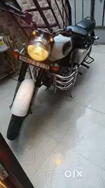 Classic 350 Dual ABS  Top Model in Excellent Condition