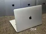 Apple Macbook Pro i7/16/512GB/5.5gb GFX 15inch Retina Display