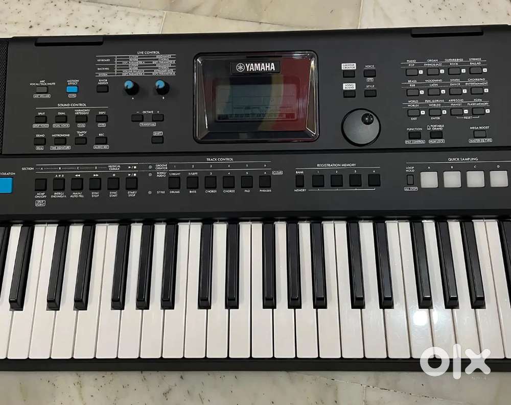 YAMAHA PSR -E473 musical keyboard