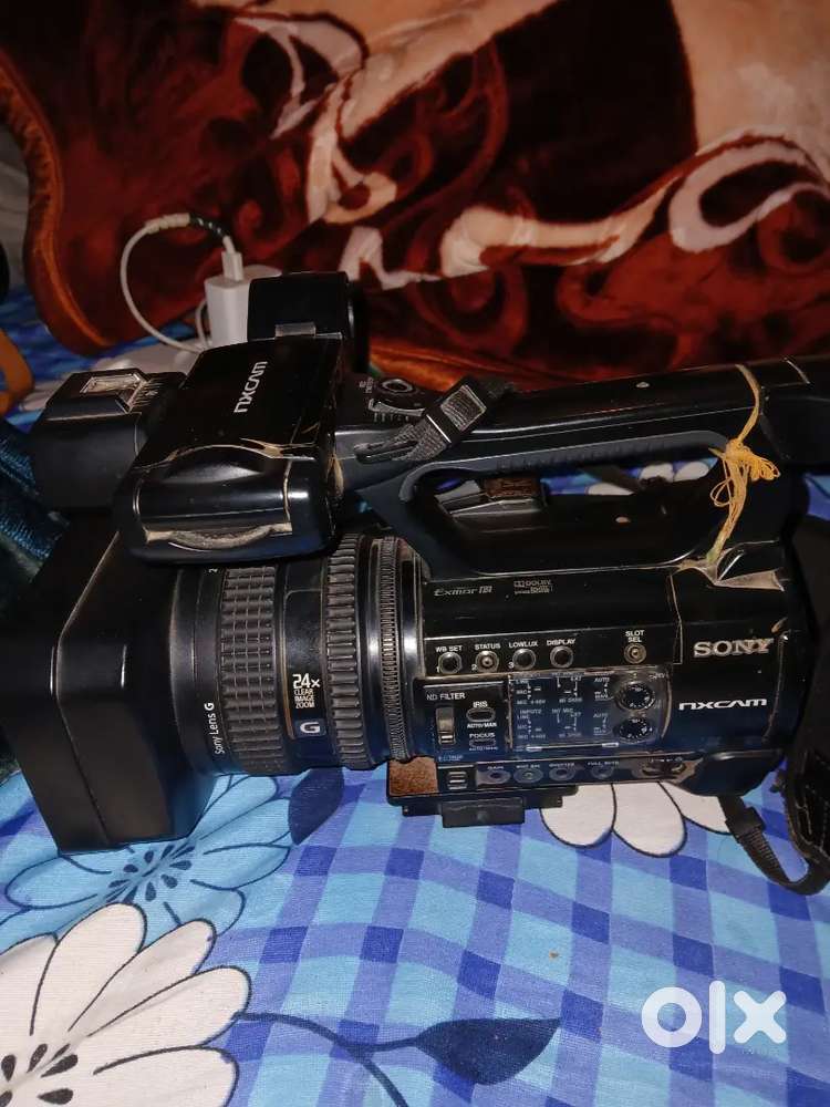 Sony Nx 100