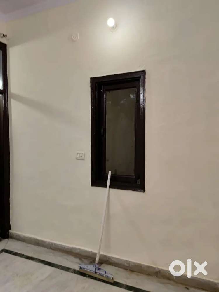 1rk semi furnished with independent flat b block