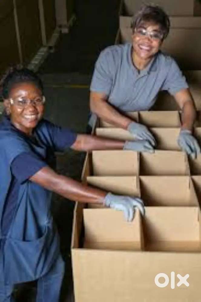 Amz warehouse packing job