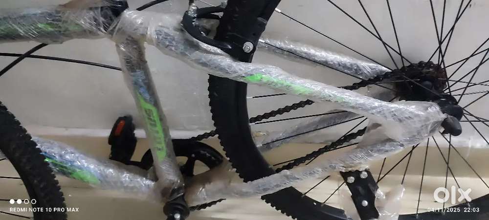 Brand New Bycycle for sell (New) not assembled yet.