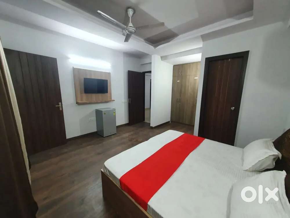 PG Near Global Foyer, Phase1, Cyber City, ReNew, Horizon Center, Dell