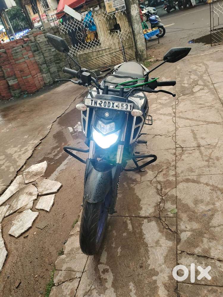 Having petrol tank fitting