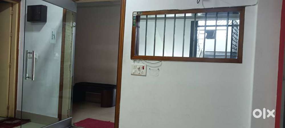 Reactionists for office in mallguri