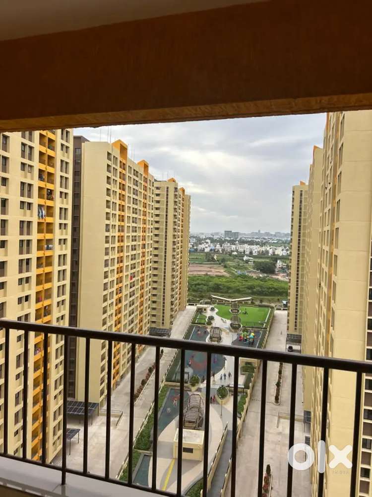 New unused 2bhk flat available on rent..
