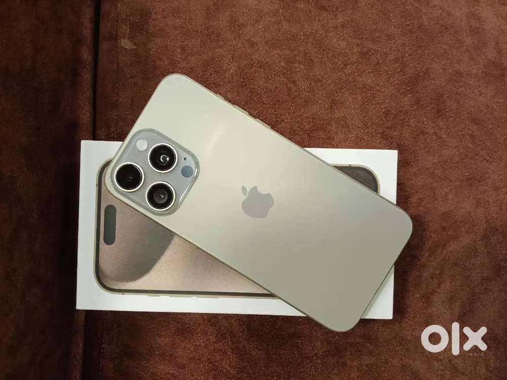 iPhone 15 pro great condition included warranty 6 month Refurbished