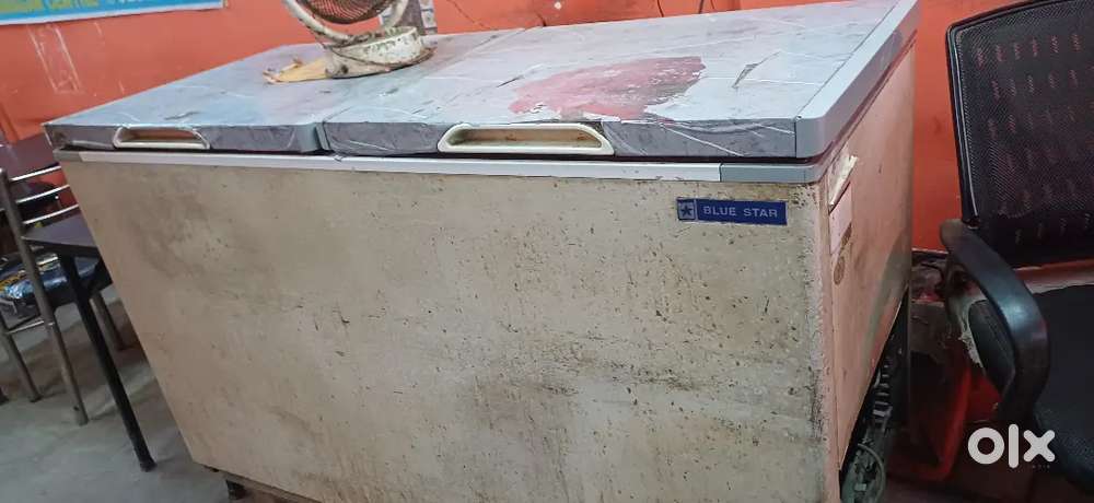 Dee freezer