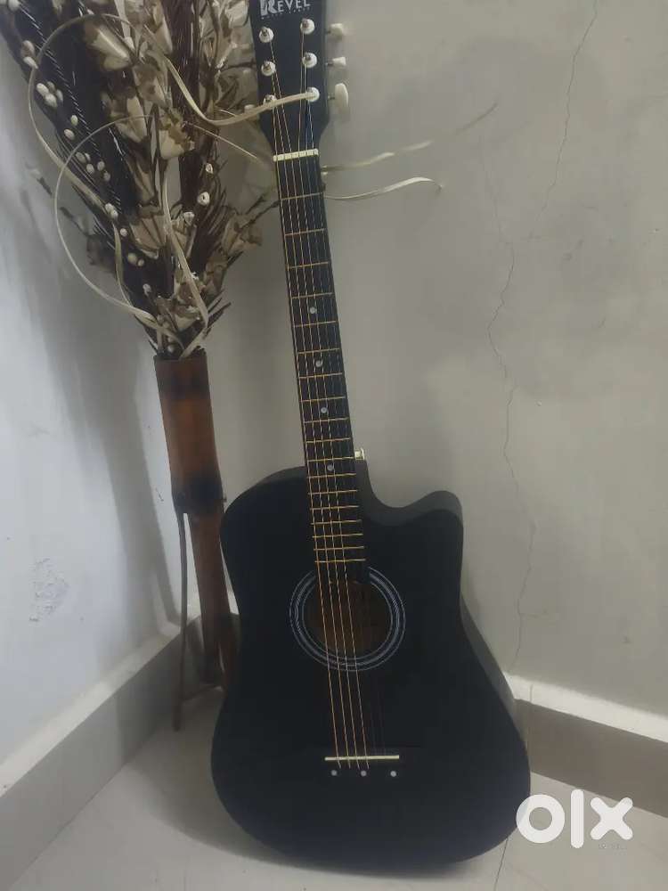 REVEL

RVL-38C-LGP-BK Acoustic Guitar Linden Wood Ebony RH (Black)