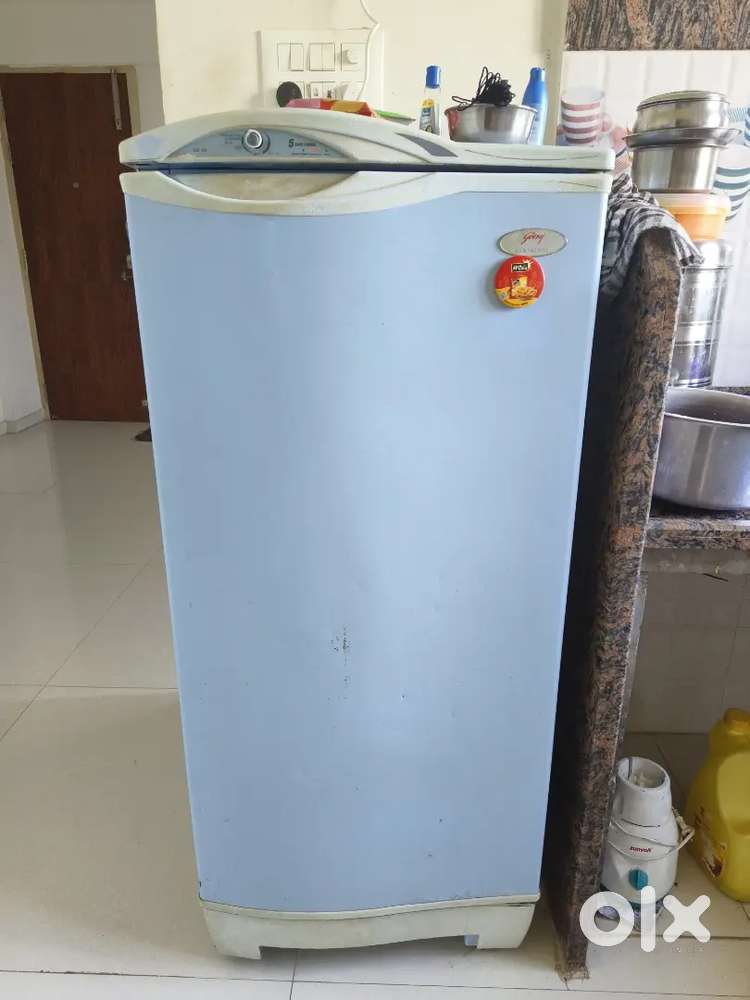 Godrej Good Condition Fridge For sale