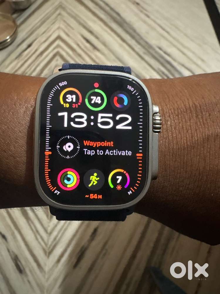 Apple ultra 2 49 mm sliver colour