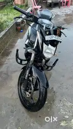 Knight black colour wellmentan both tyar new condition