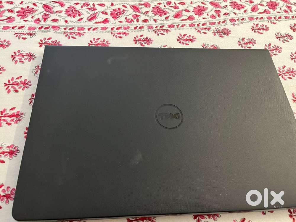 Dell Inspiron 15 laptop i5 8th Gen