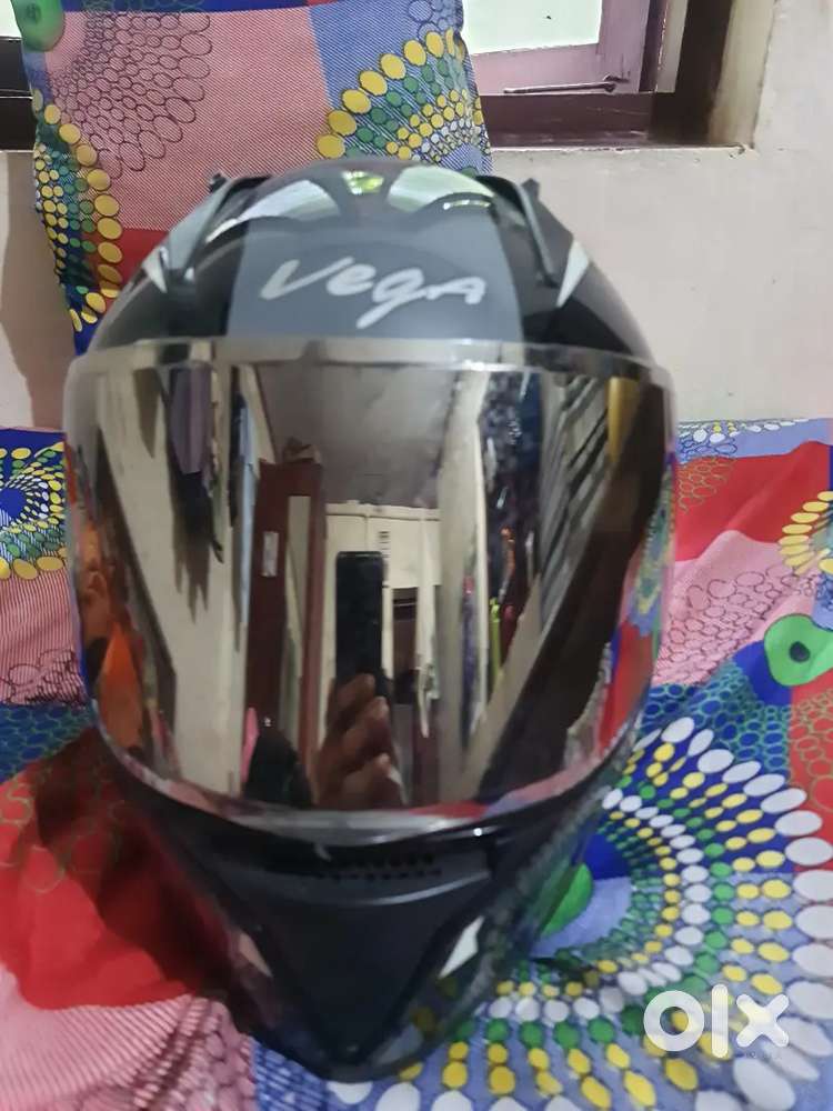 Vega helmet