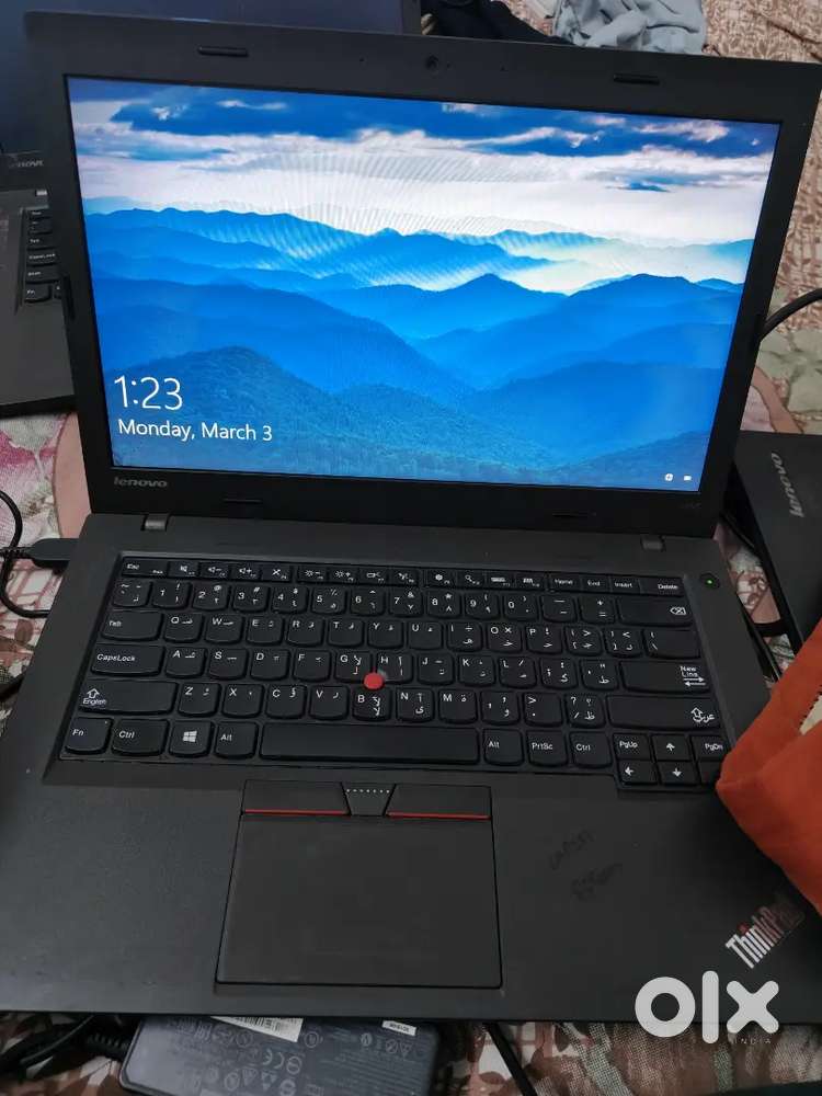 Laptop core i5 fifth generation lenovo think pad 8 gb 500 gb harddisk