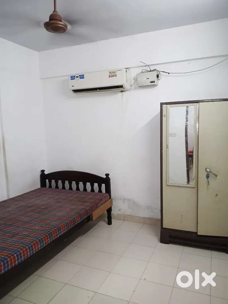 1bhk fully furnished 11000rs family a/c available
