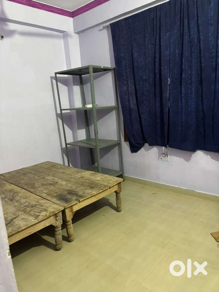 Independent hai only for female