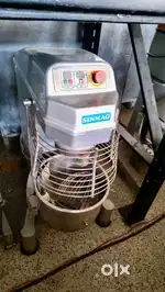 Used apliance shop-restaurant