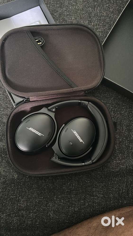 BOSE original headphones with Bill&box