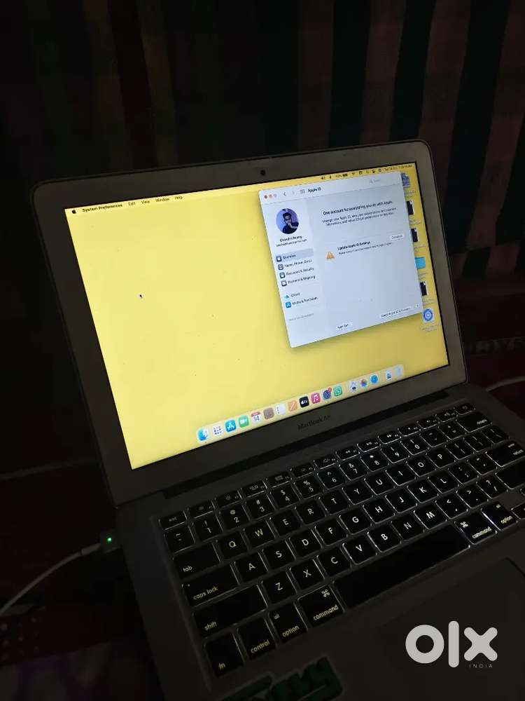 Macbook Air Early 2015 model A1466