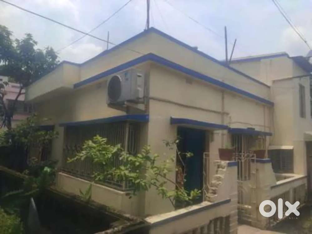 House Sale in gated society