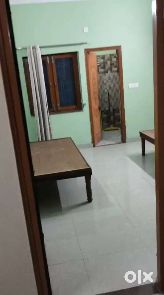 One Room Set Is available.