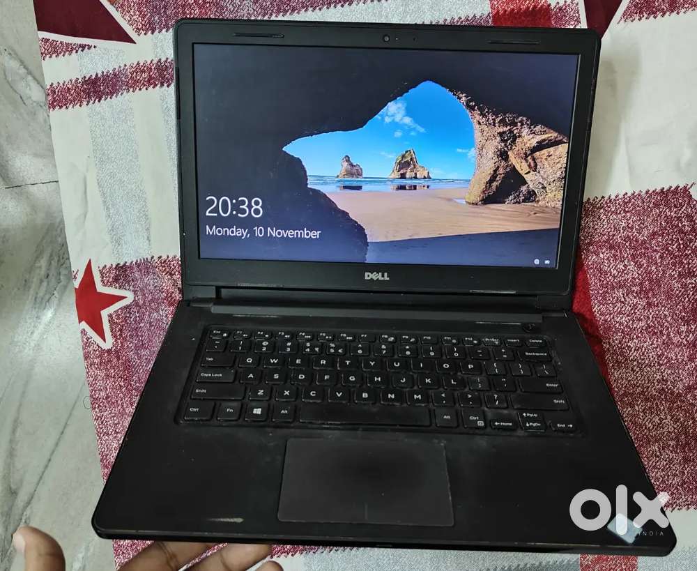 Barely used Dell Vostro i3 4GB 1TB 14inch
