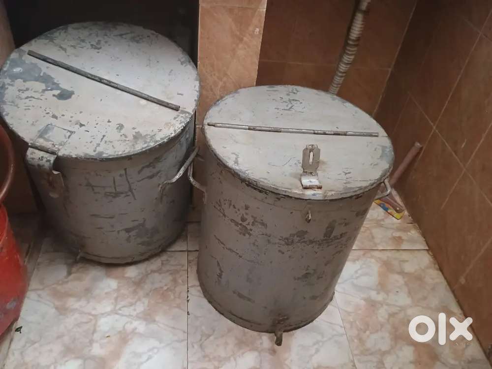 2 Steel drum capacity 60 Liter each