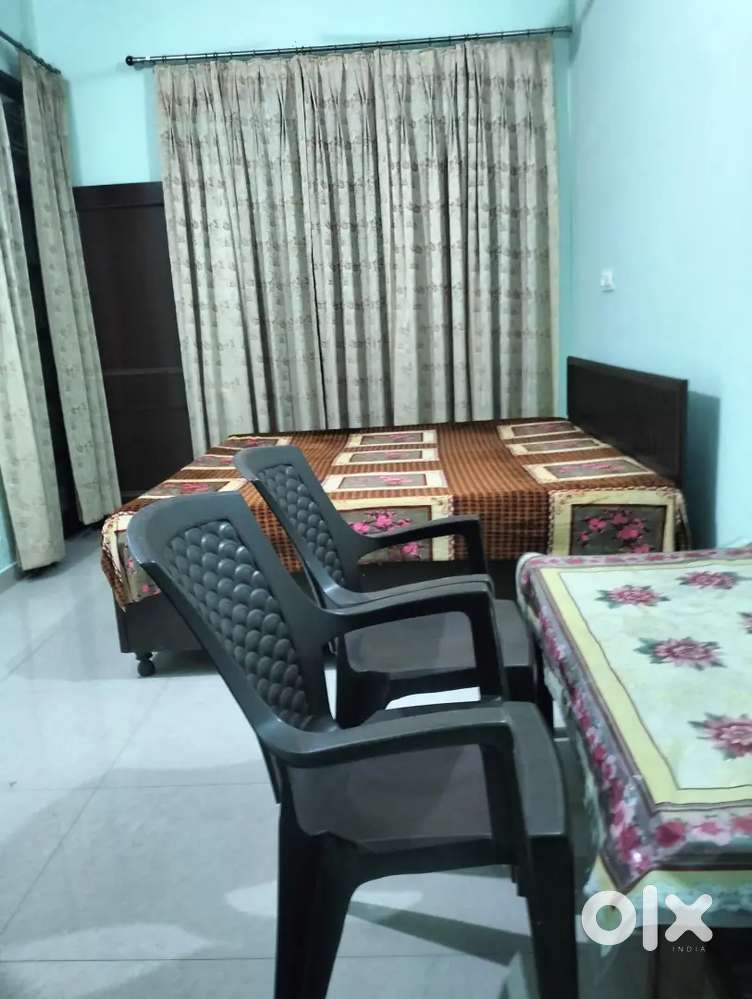 Single room for rent