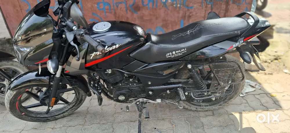 New कंडीशन hai maine ola le leya hai is liye bech raha hu