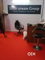 Female spa therappist