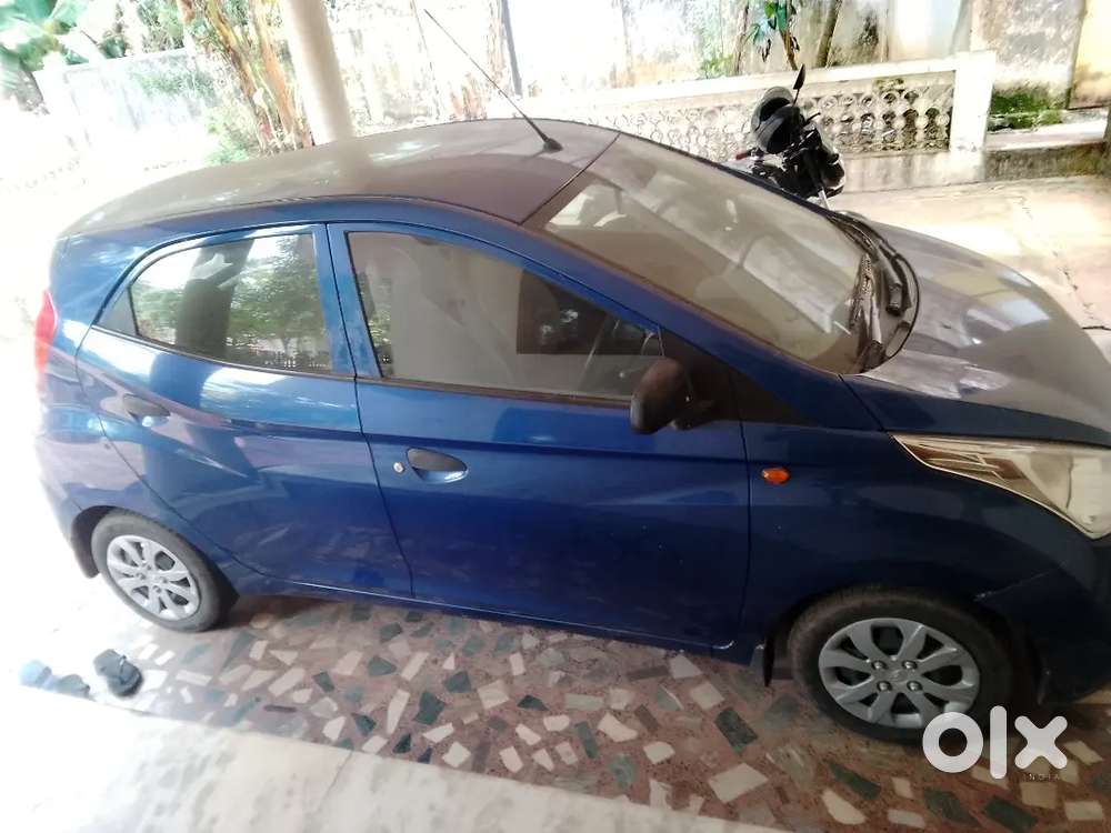 Hyundai EON 2017 Petrol 24677 Km Driven