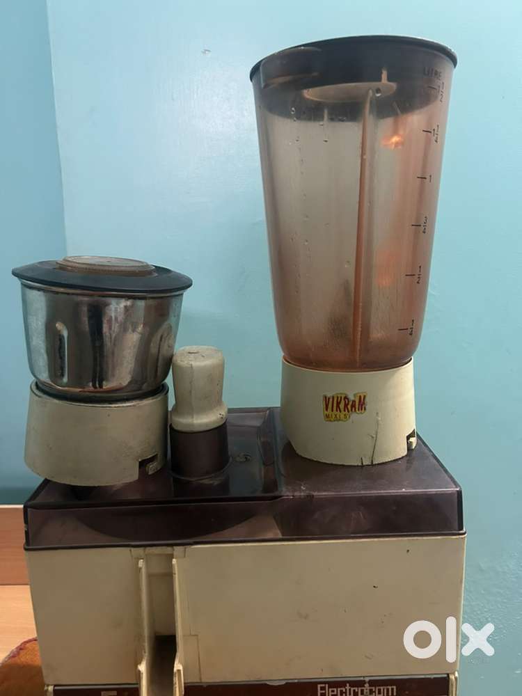 Mixer juicer grinder
