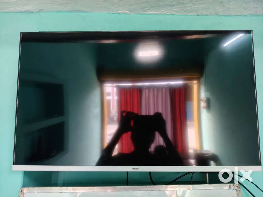 Frontech full hd display (32 inch)