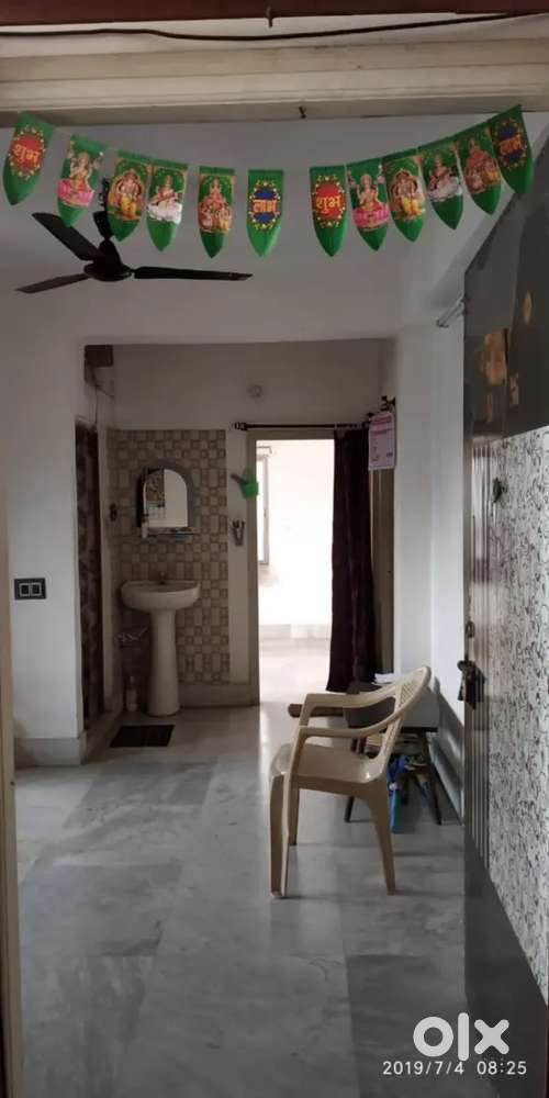 2 bhk on 4th floor with lift for sale in Kestopur