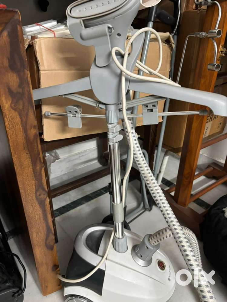 Steam iron
