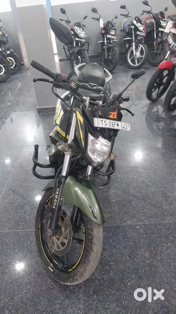 Yamaha FZS 2017 model green color in exellent condition