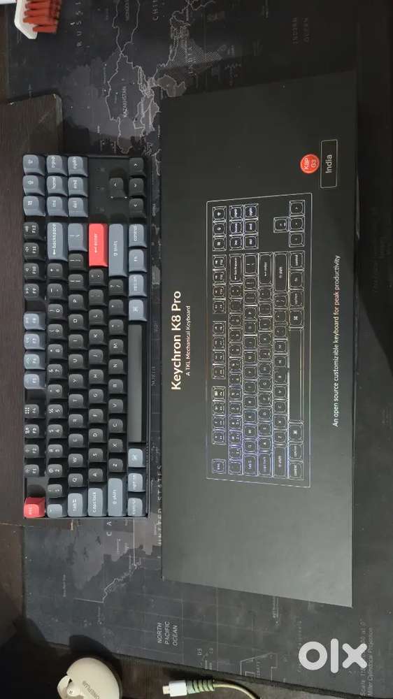 Keychrom k8 pro Brown switch mechanical keyboard new