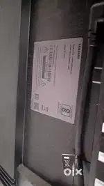 Samsung 55-inch LED TV – Display Cracked (For Parts / Repair)