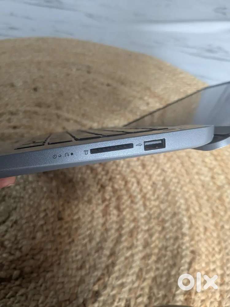 Lenovo slim i5 11gen.500fb ssd, Iris xe graphic,8 gb ram