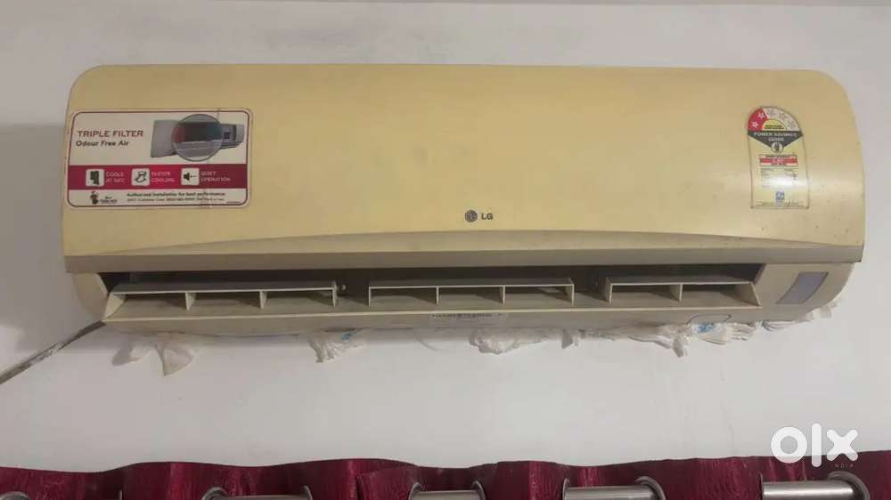 LG AC very good condition