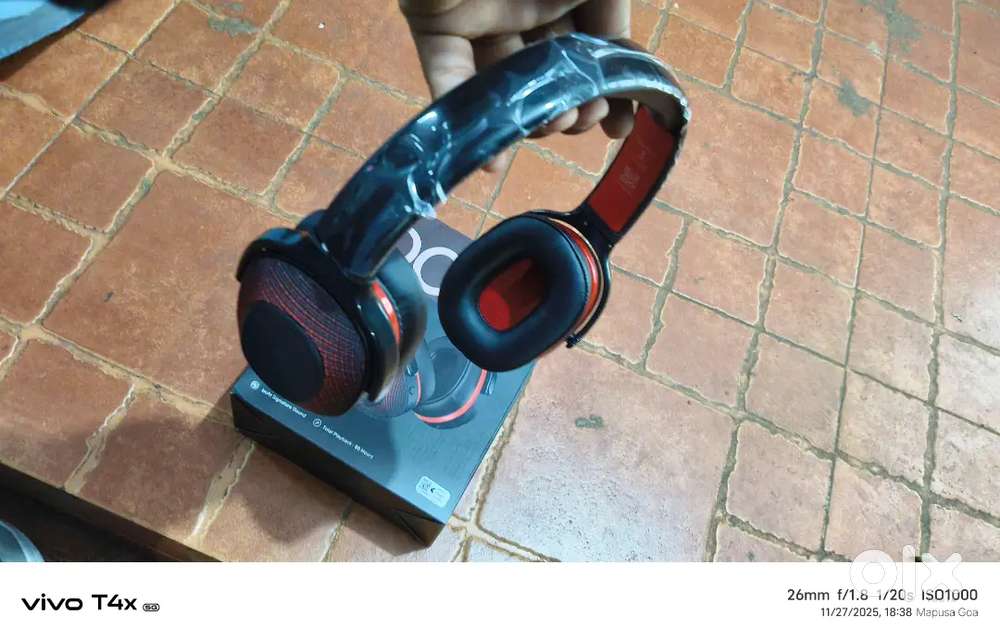 boAt Rockerz 413 Headphones – Like New, Unused Size Issue