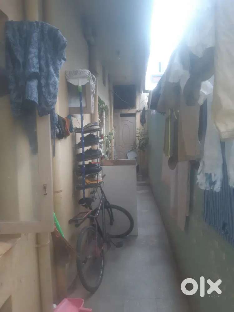1BHK for lease,  1st floor , 2 units available