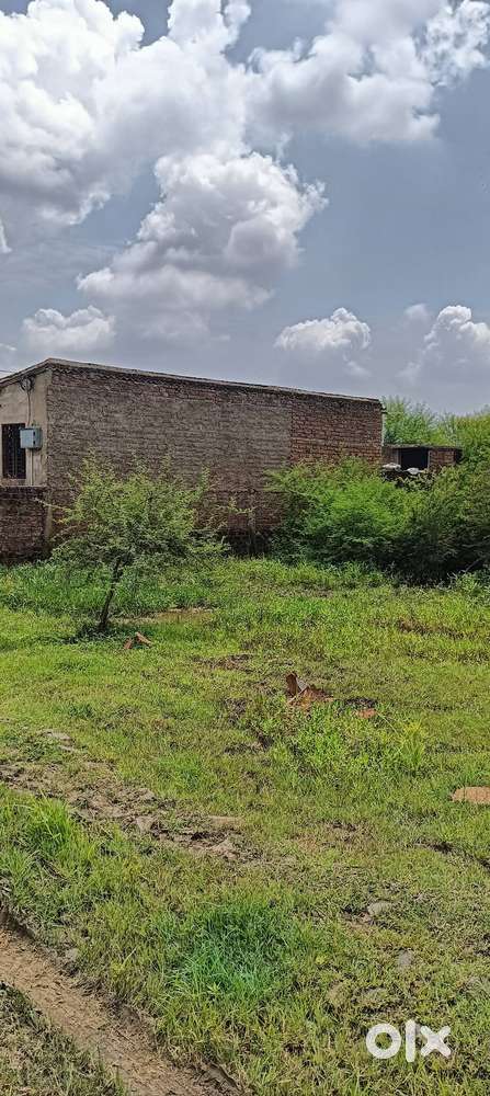 Plot for sale at nari