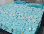 Old ki g size bed
