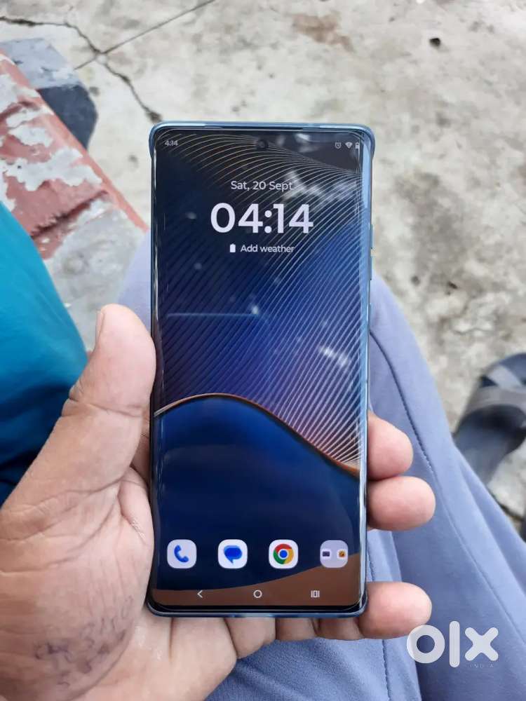 Moto eadge 50 fusion 8/128GB (Only 2 month old)